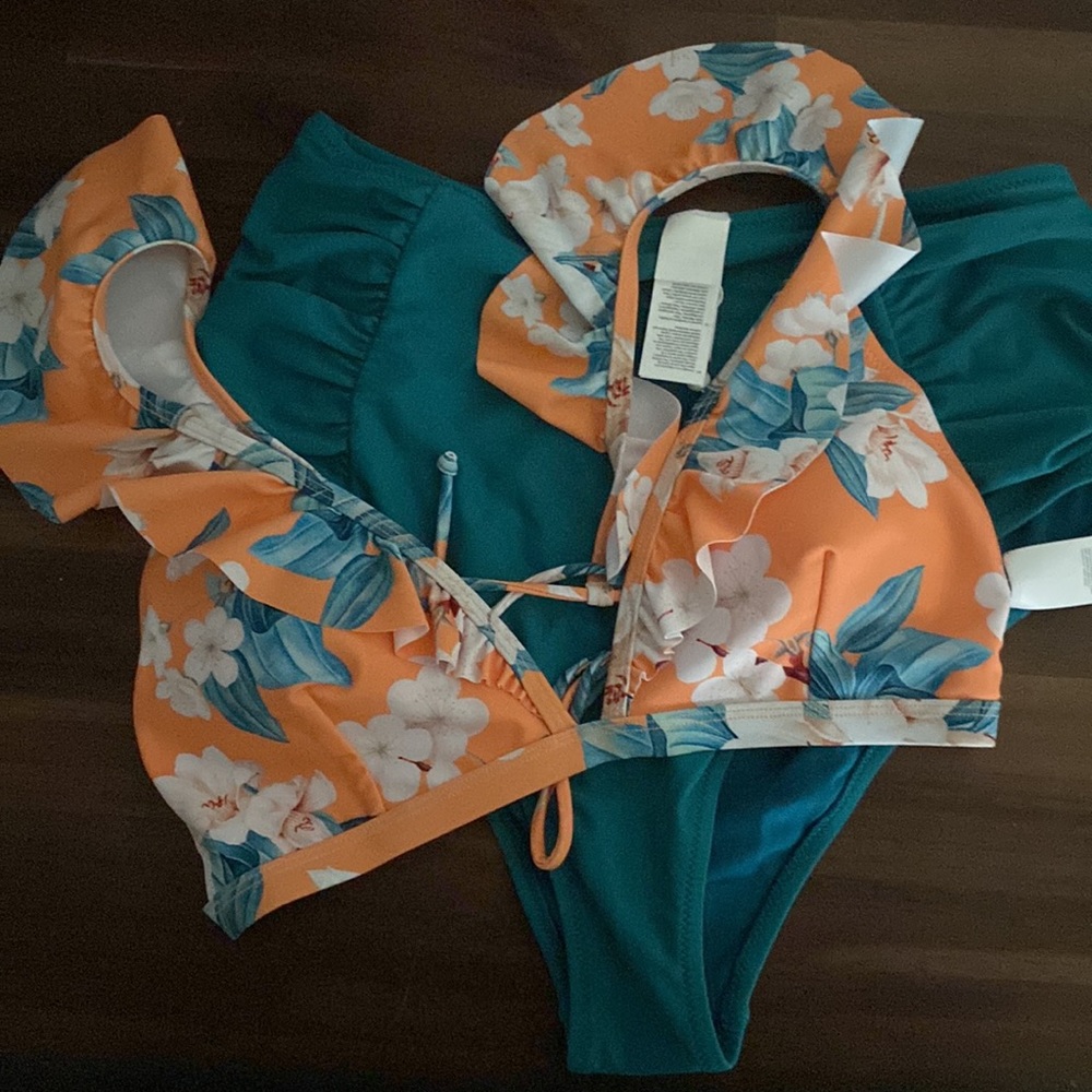 CupShe size Large Bathing Suit